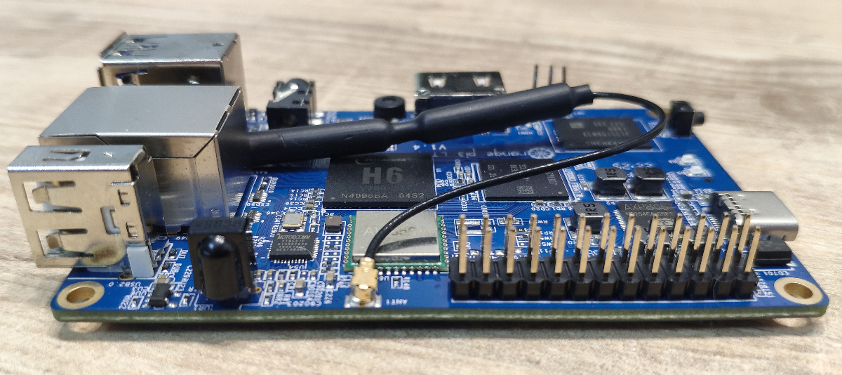 Orange Pi 3 LTS has a built-in IR-receiver and 26pin communication port